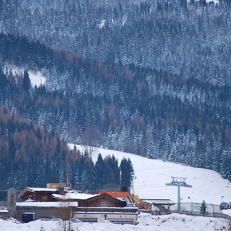 Haus *